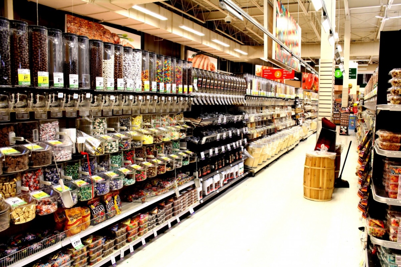 magasin-FORCALQUEIRET-min_retail_grocery_supermarket_store_food_shopping_market_shop-613228